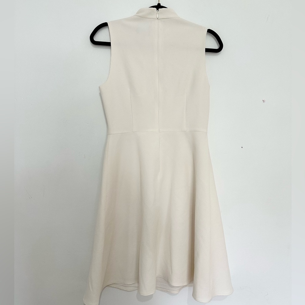 Adrianna Papell Ruffle Neckline Fit and Flare Dress Dress size 4 - Picture 3 of 5